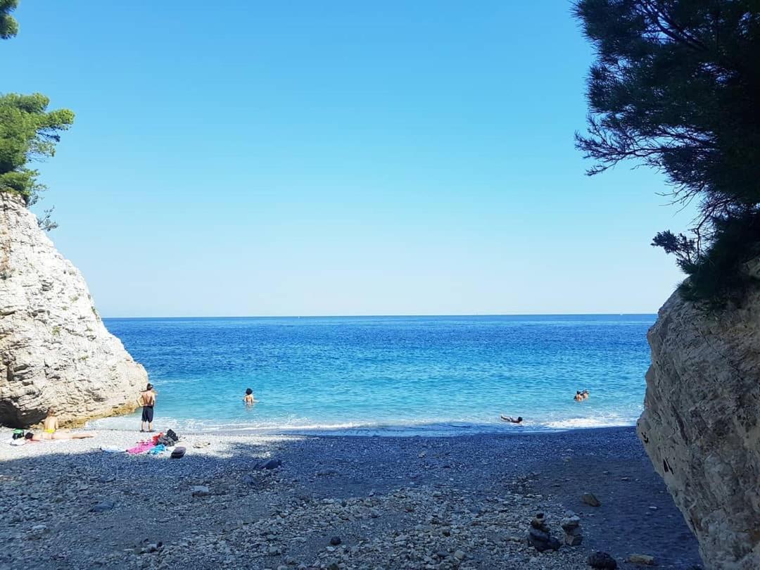 Salvia E Rosmarino - Affittacamere In Liguria Villanova d'Albenga Eksteriør bilde