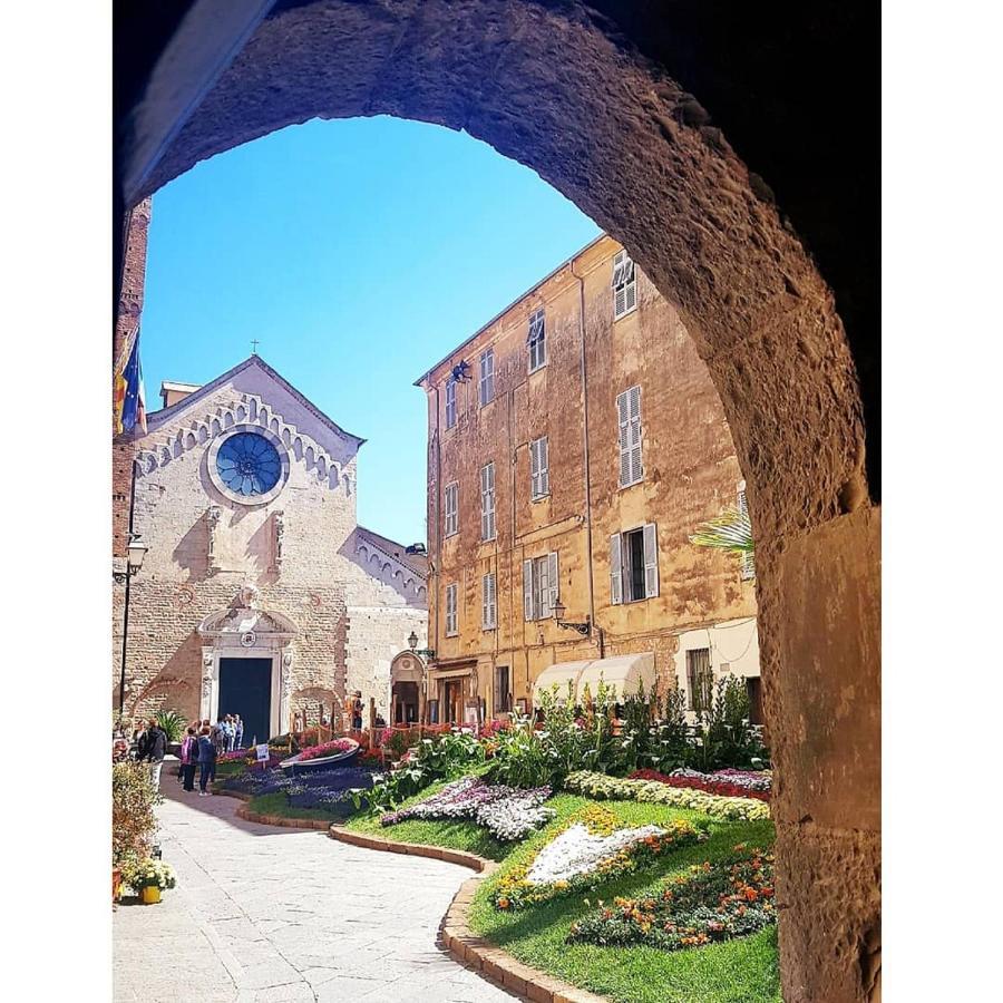 Salvia E Rosmarino - Affittacamere In Liguria Villanova d'Albenga Eksteriør bilde