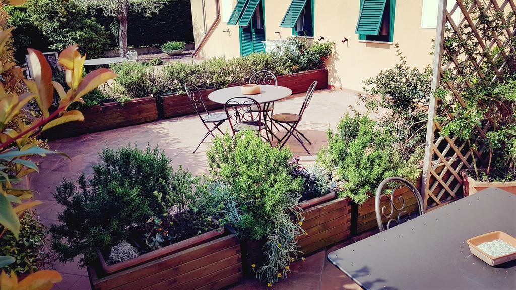 Salvia E Rosmarino - Affittacamere In Liguria Villanova d'Albenga Eksteriør bilde